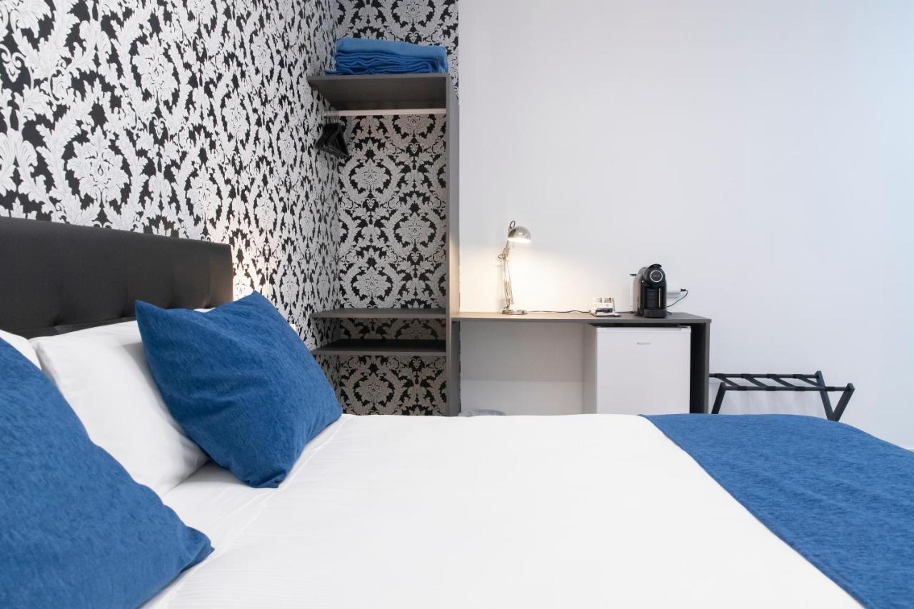 Hostal Boutique I Host You Мадрид Экстерьер фото