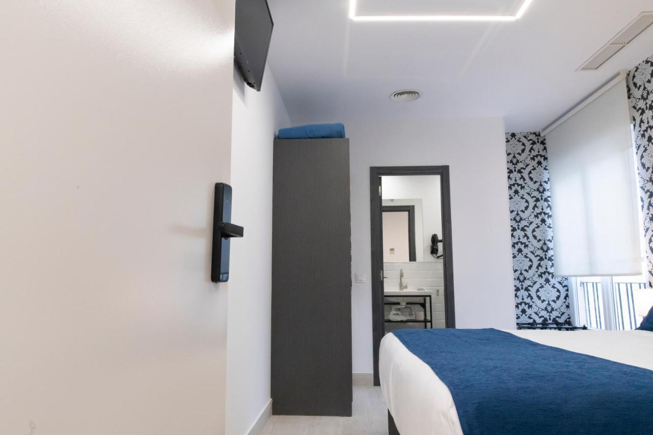 Hostal Boutique I Host You Мадрид Экстерьер фото